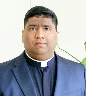 fr. nevin eyyalil fr. nevin eyyalil